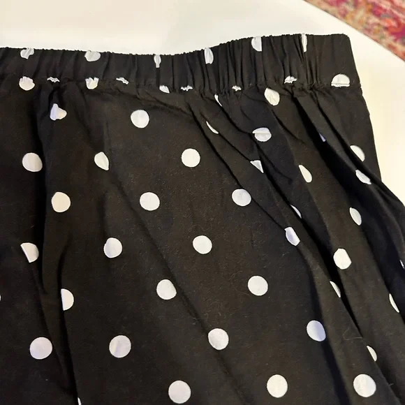 Old Navy Black and White Polka Dot Midi Skirt - Picture 5 of 5